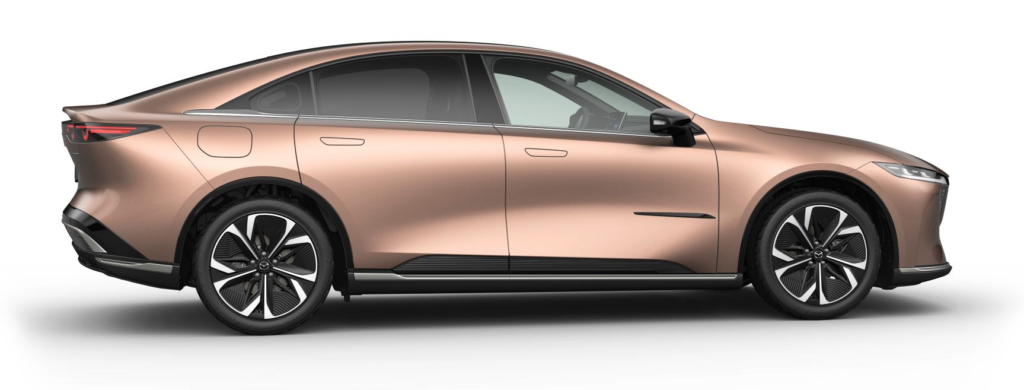 Renting Mazda 6e detalle 3