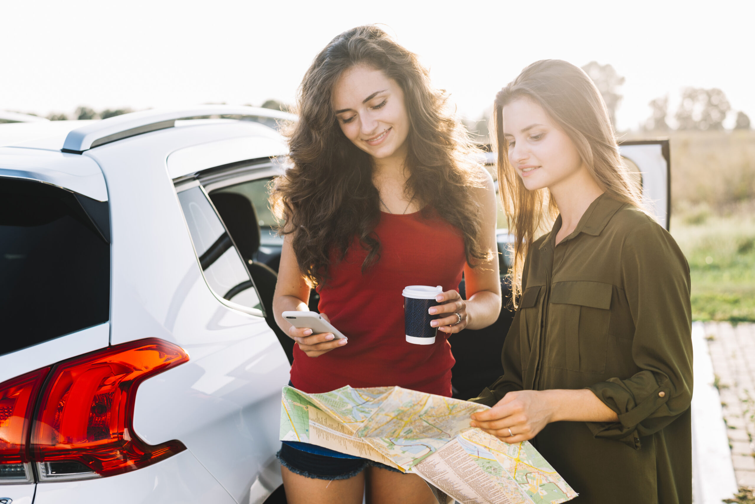 ¿Puedo salir de España con un coche de renting? 8 puntos a tener en cuenta