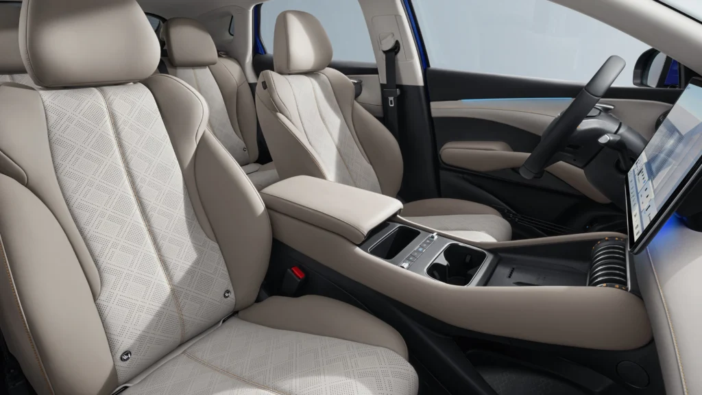 Renting BYD Atto 3 detalle 5