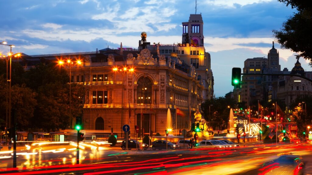 Renting Madrid: Coches, Furgonetas y Camiones para Toda la Península y Baleares con Flash Renting