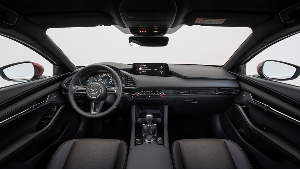 Renting Mazda 3 detalle 3