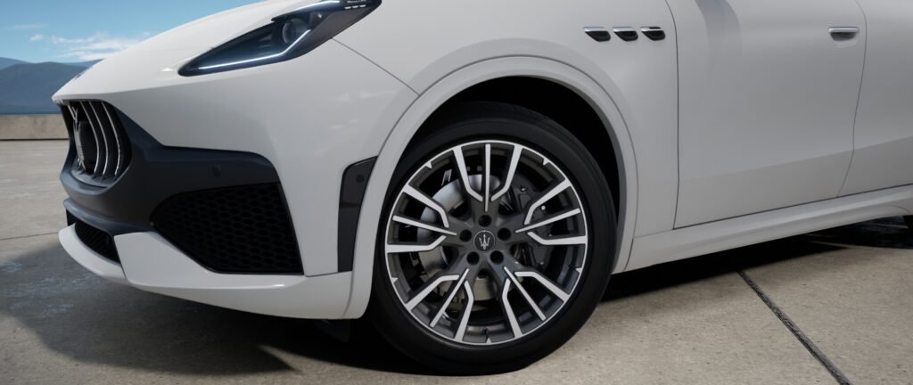 Renting Maserati Grecale detalle 4