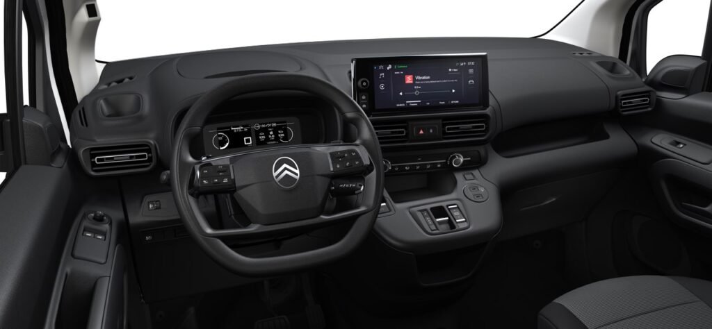 Renting Citroen Ë-Berlingo detalle 5