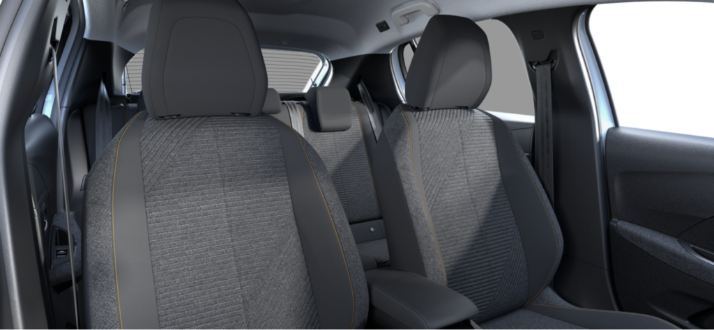 Renting Peugeot E-208 detalle 4